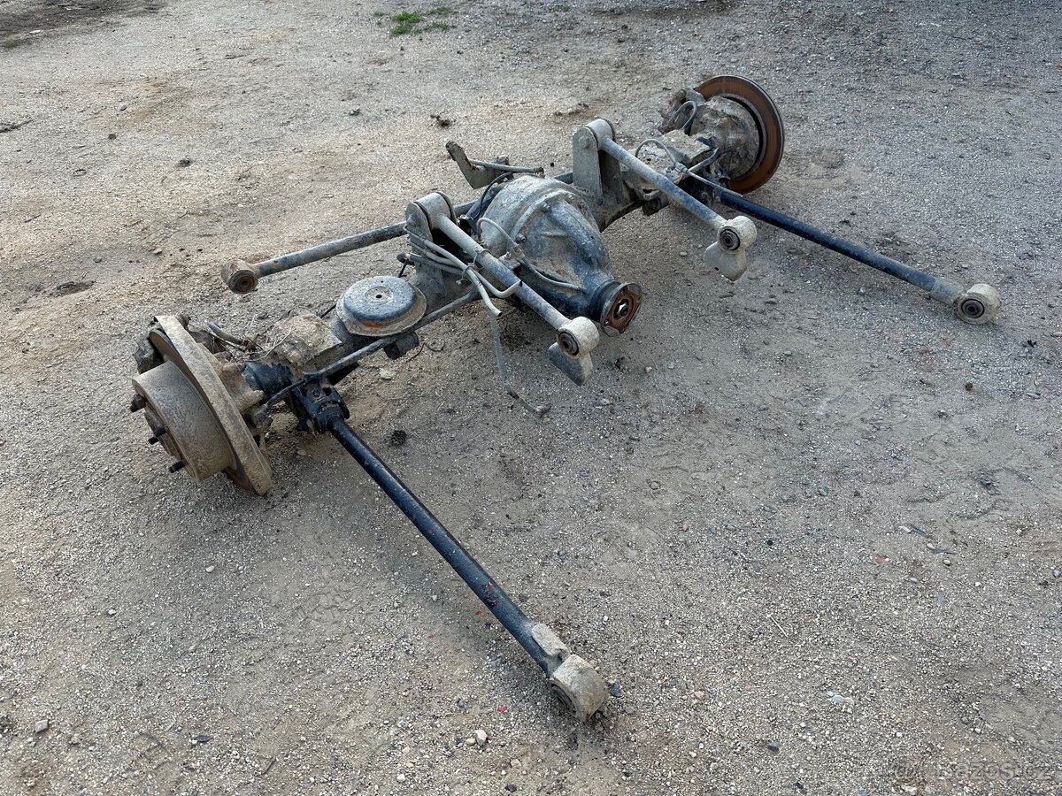 Patrol Y61 nápravy, motor 2.8, převodovka, díly