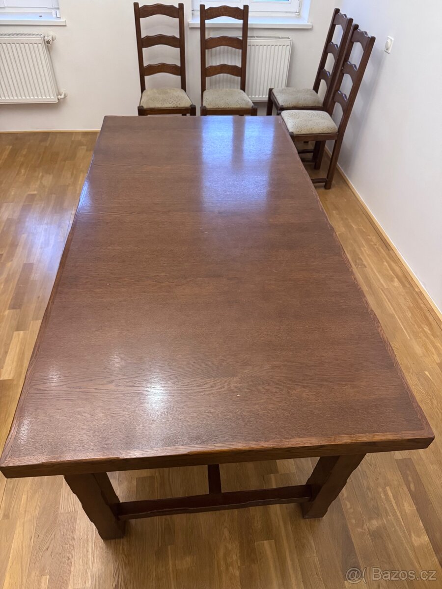 Jídelní stůl z masivu + 6 židlí z masivu - 4