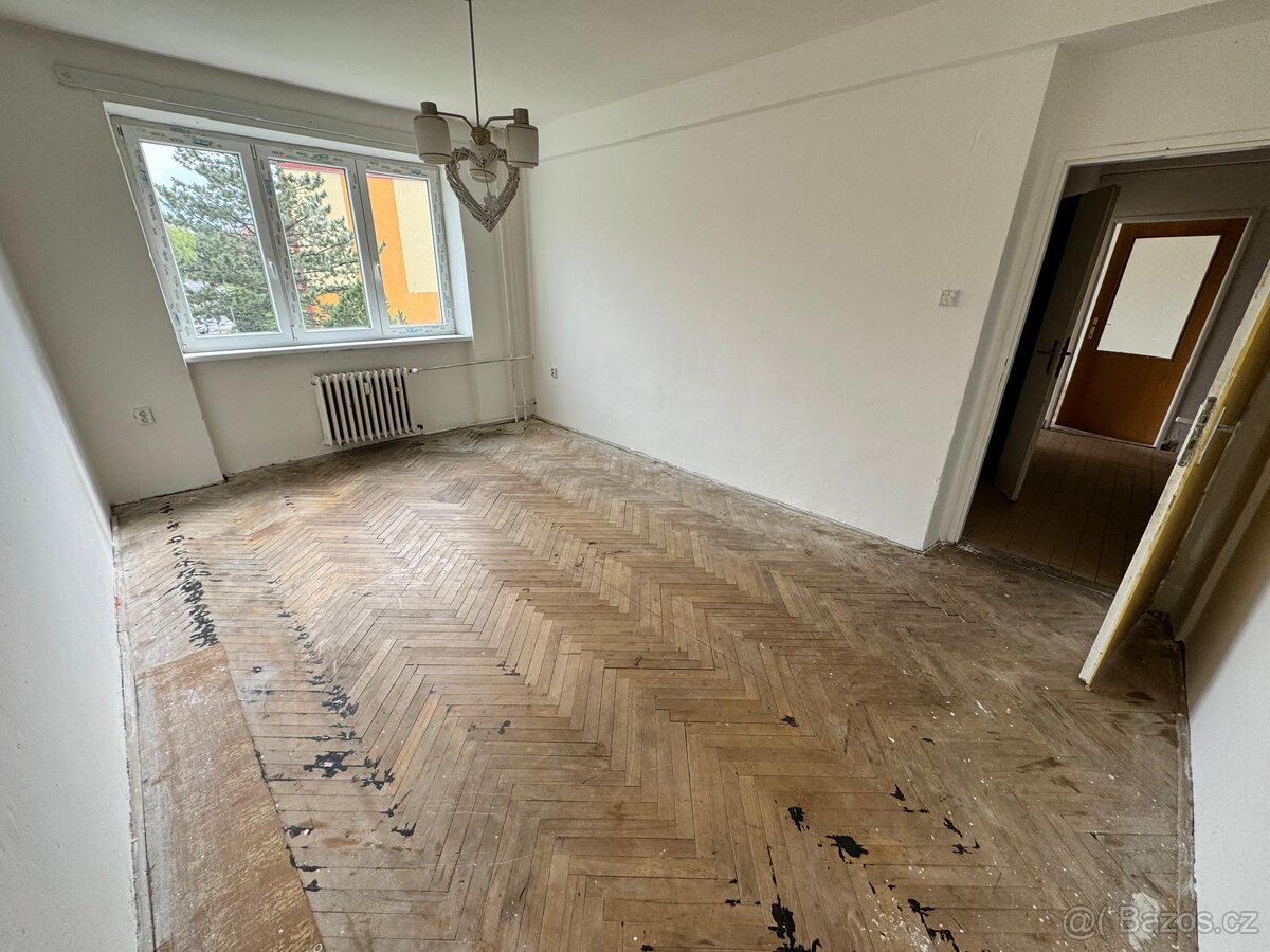 (390) Pronájem, byt 2+1, 54 m, Antonína Sovy 646, Bílina - 4