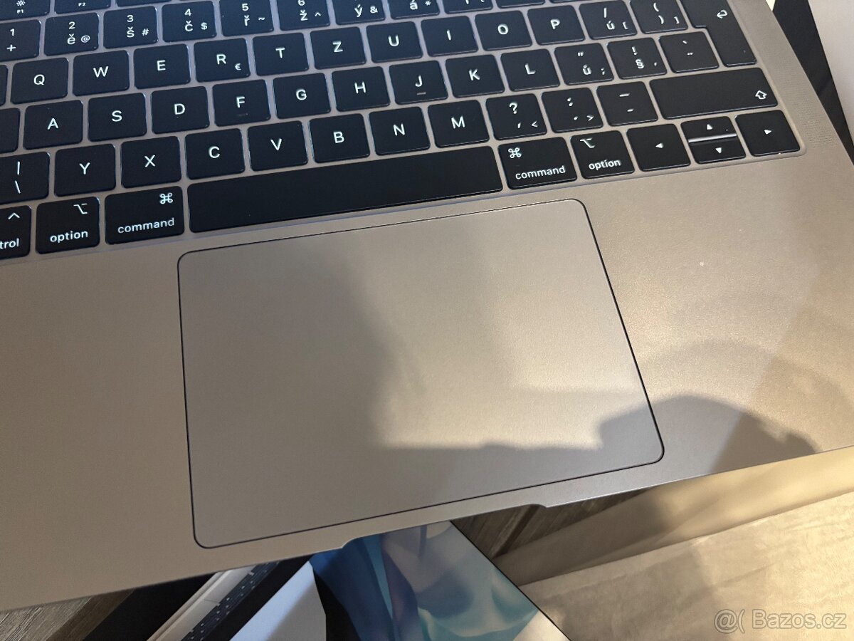 Apple MacBook Air 13 - 4