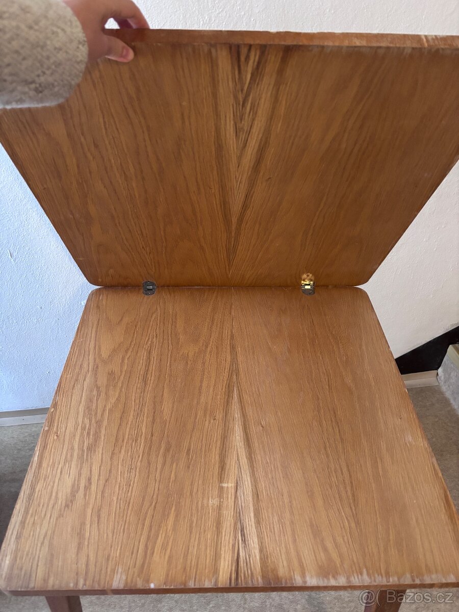 Rozkladaci dreveny stolek vintage - 4