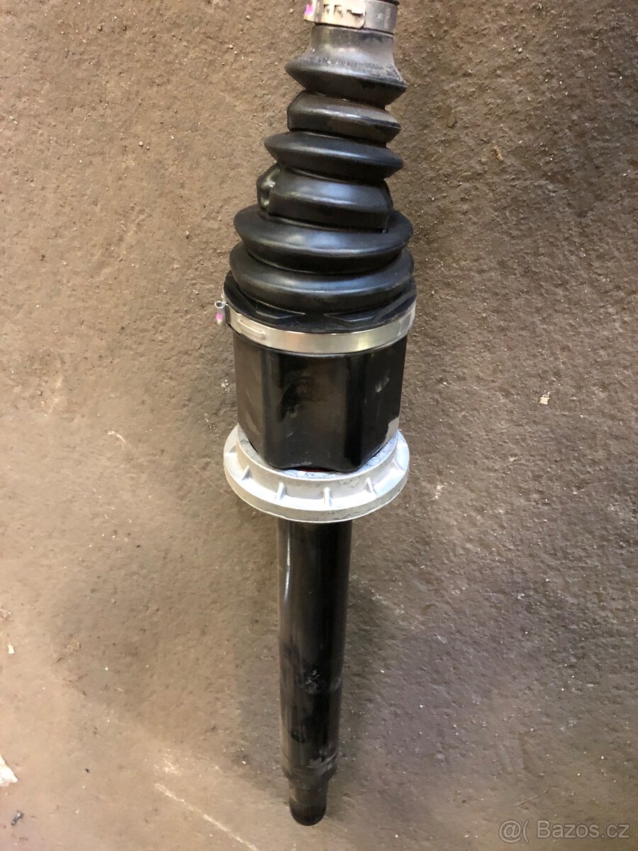 Poloosa pravá VW T6.1 7LA407272 - 4