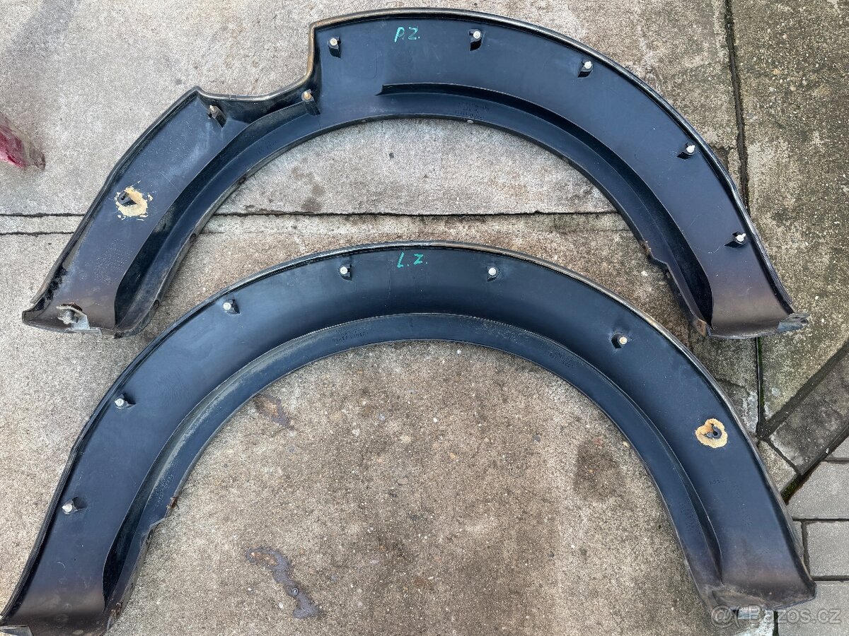 Plastové lemy / nástavce lemů Nissan Pickup / Navara D22 - 4