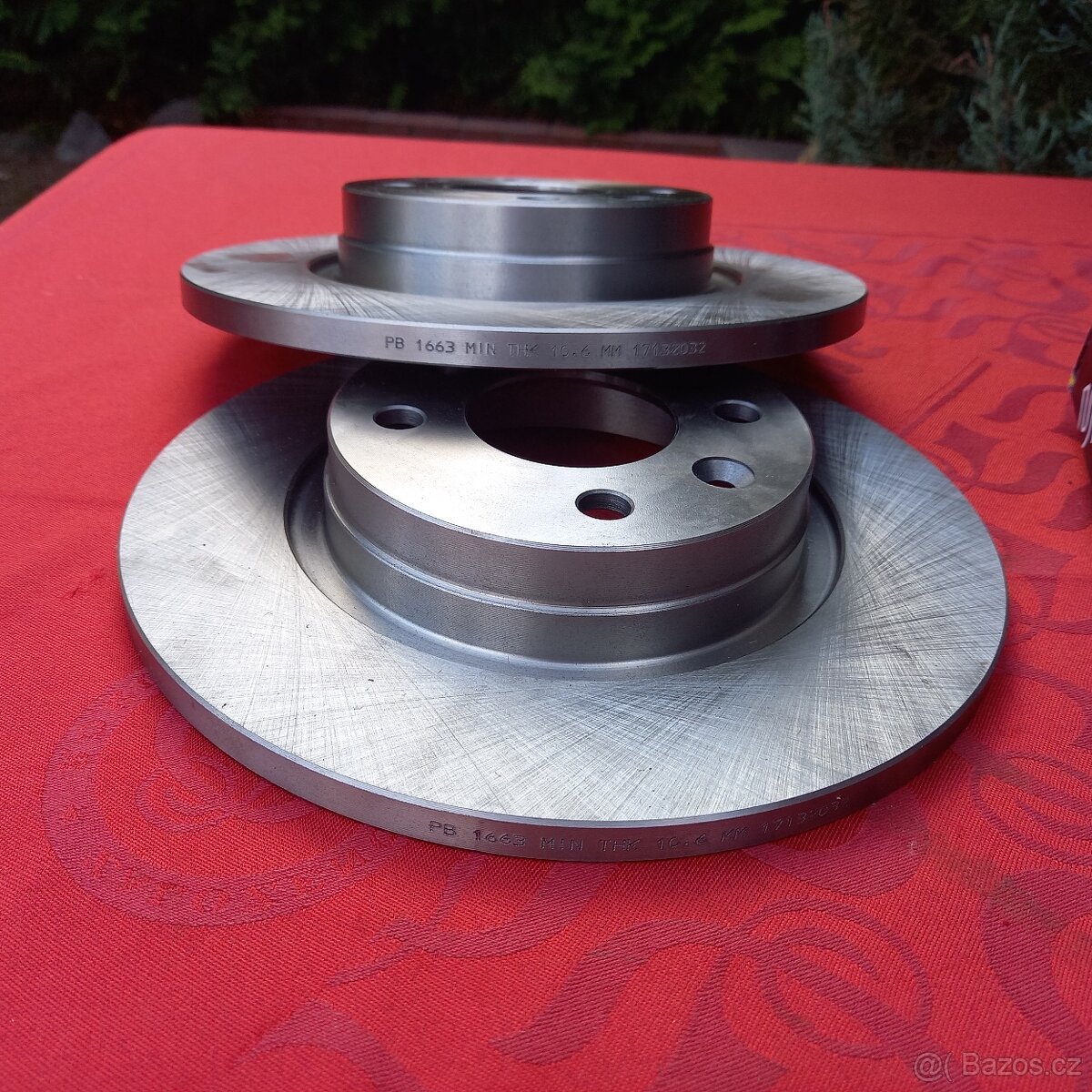 BRZDOVÉ KOTOUČE DACIA - 2 ks - NOVÉ - 4