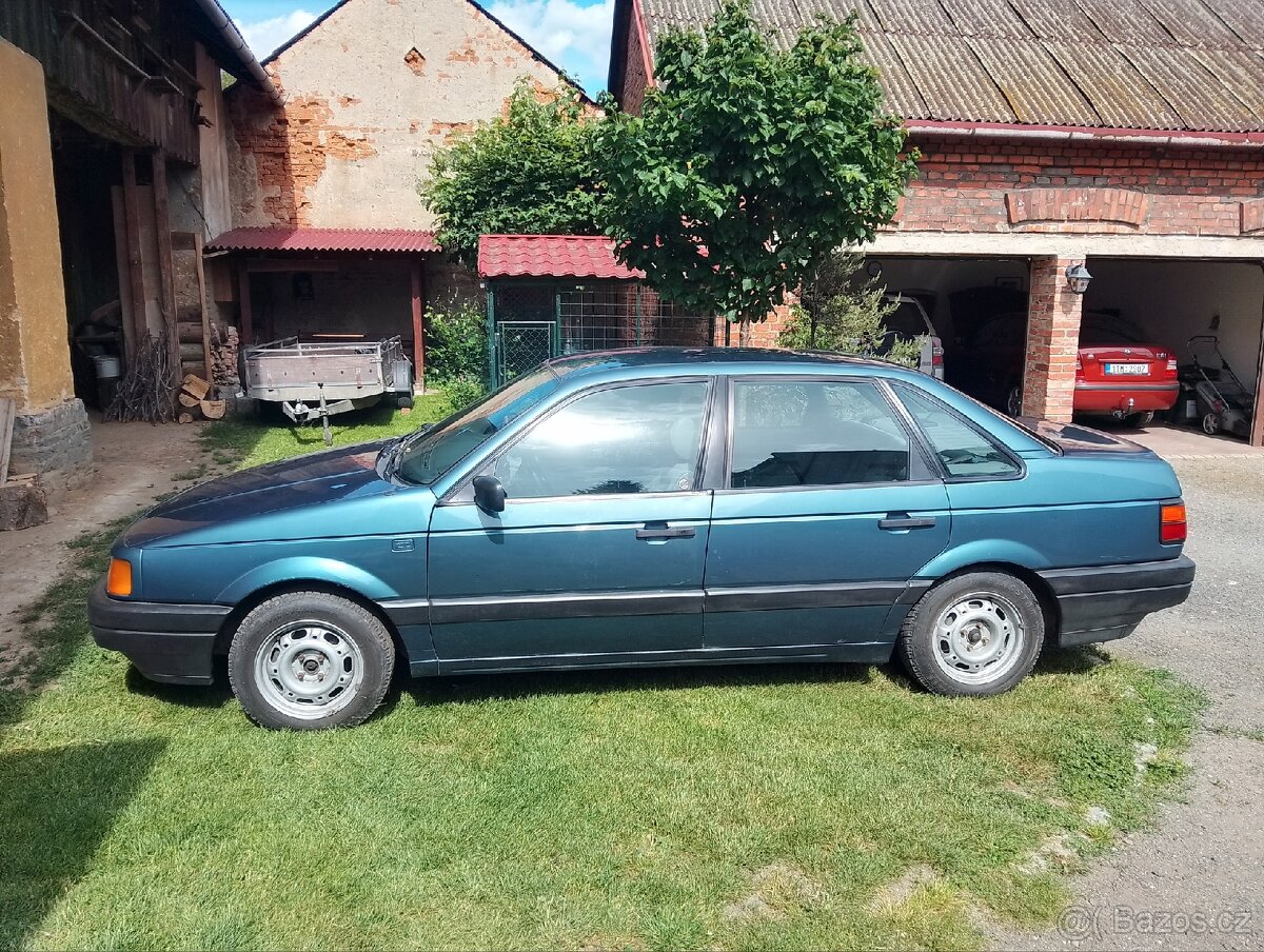 Volkswagen PASSAT B3 1.8 CL - 4