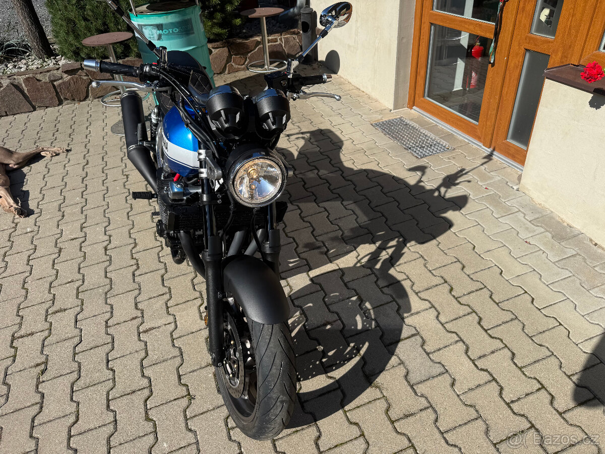 Yamaha XJR 1300 - 4