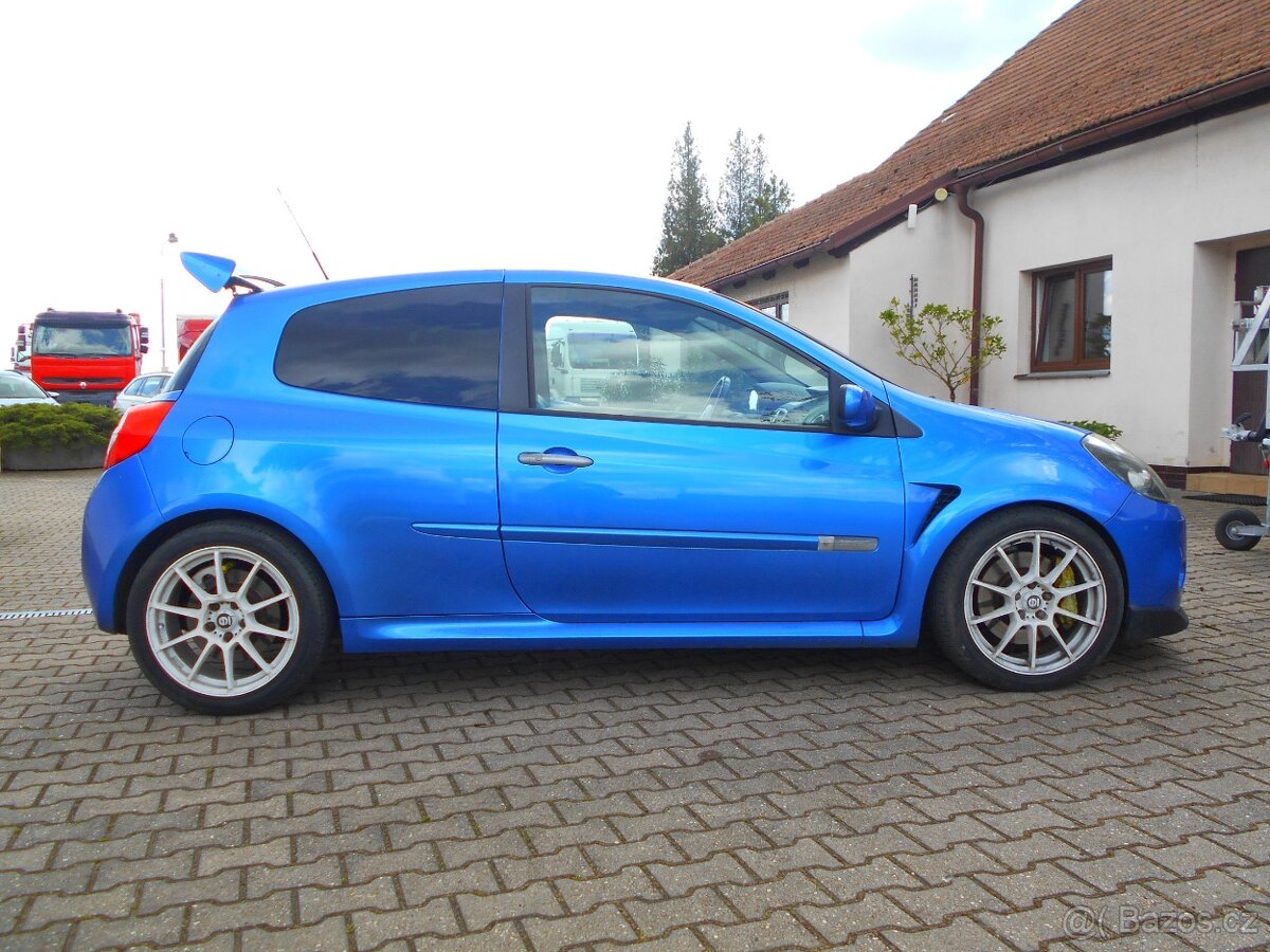Renault Clio III Sport - 4