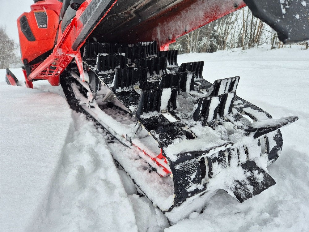 Ski-DOO Summit X154