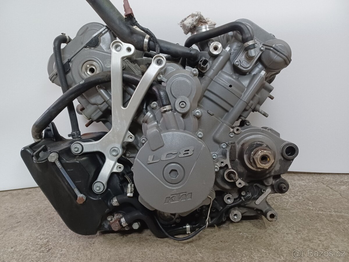 KTM LC8 950 - 990 SM SUPERMOTO - NÁHRADNÍ DÍLY