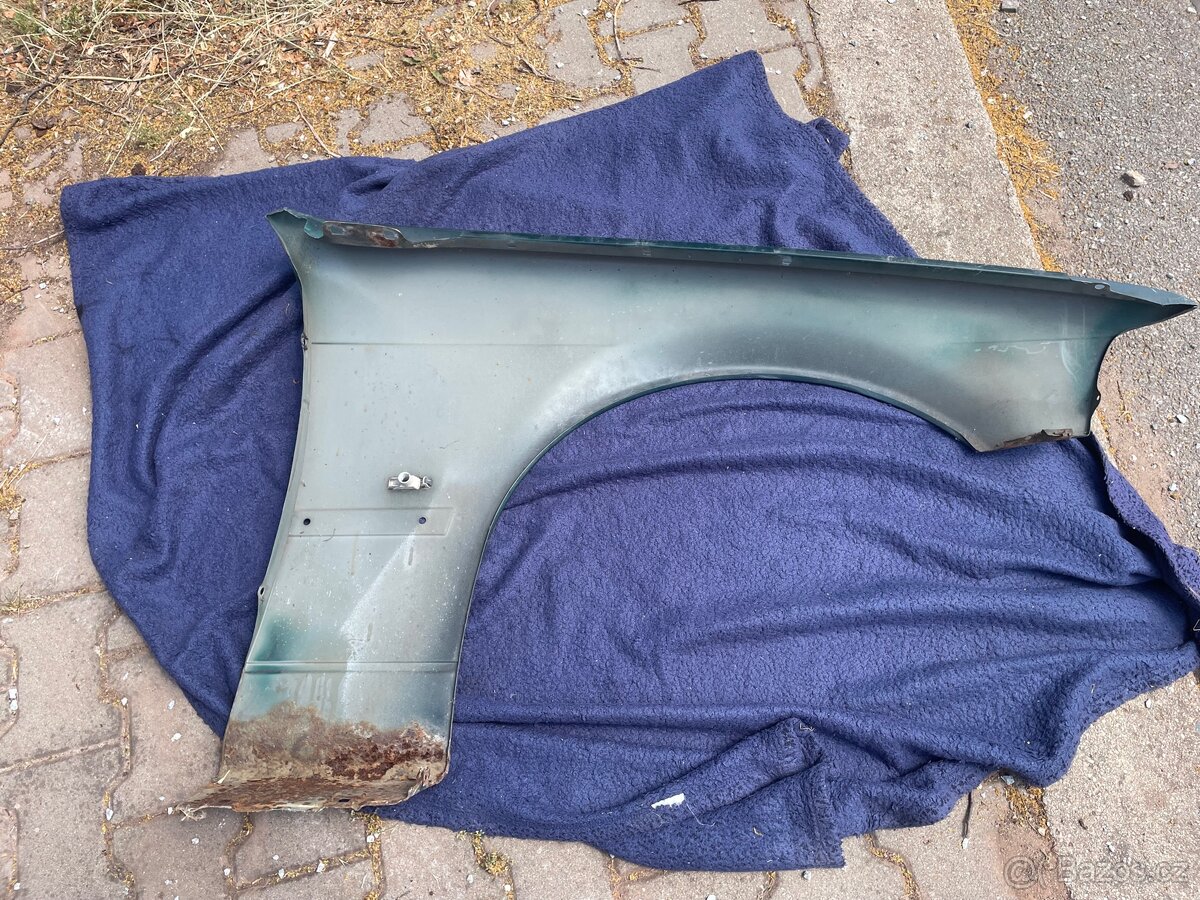 Bmw E36 Blatník - 4