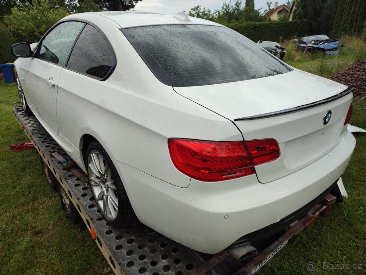 BMW E92 320d xDrive 135kw 2010 díly z vozu 320xd - 4