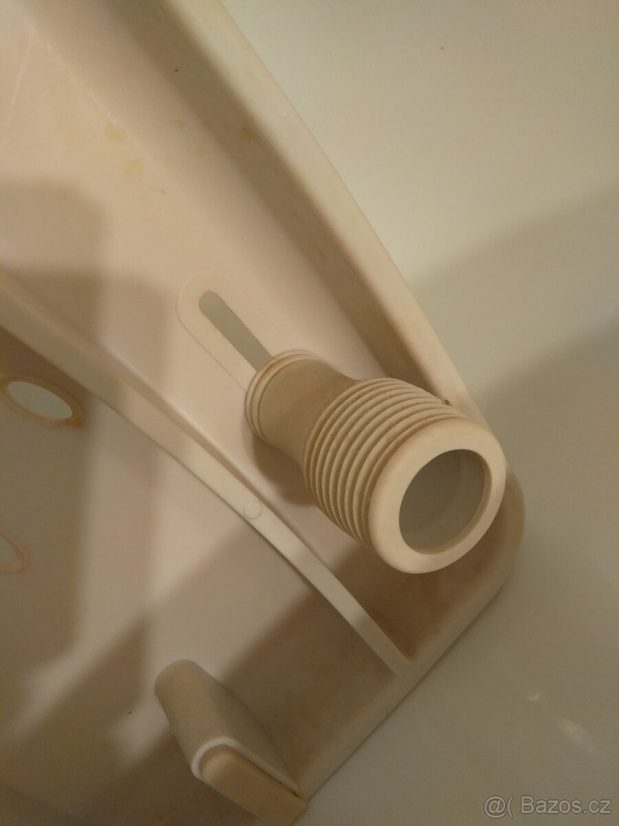 Sedačka na vanu pro seniory - 4