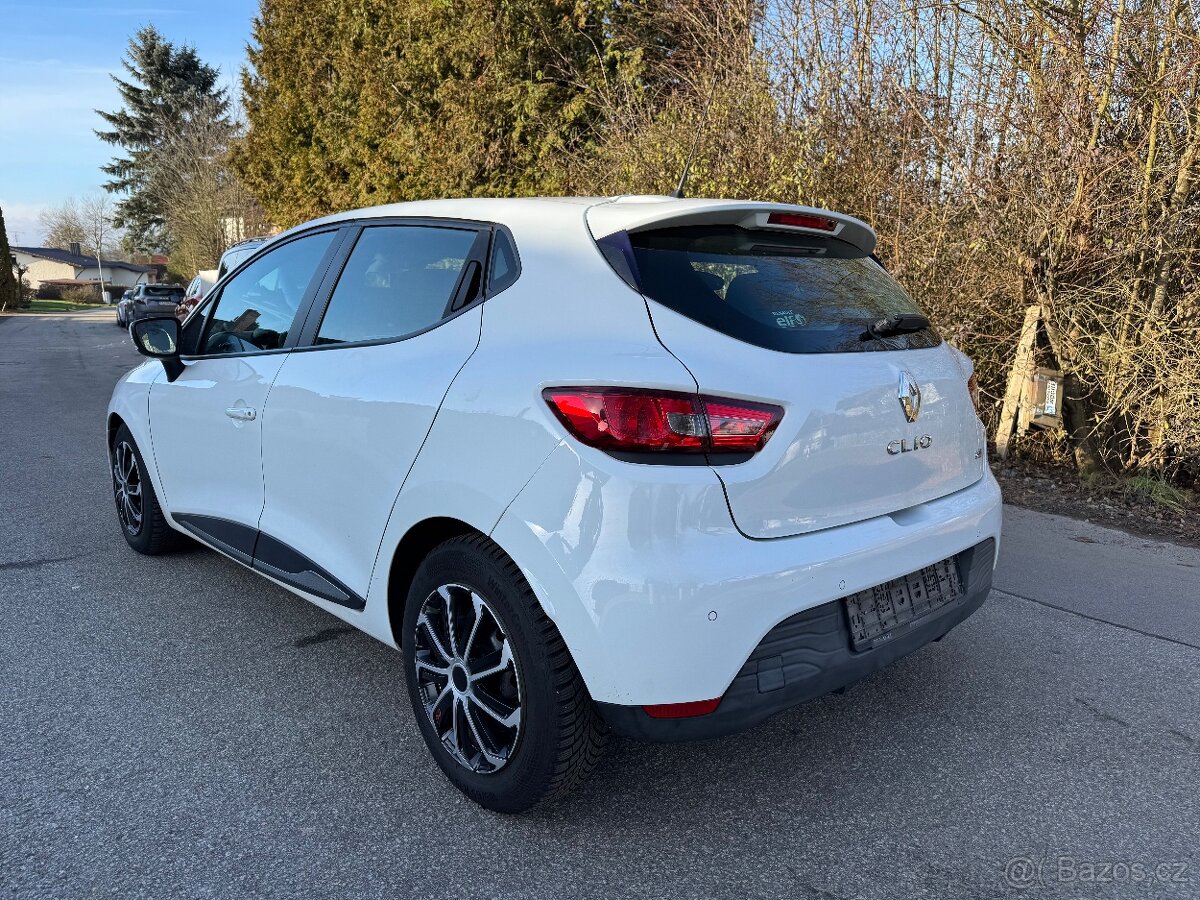 Renault Clio 1.5 dCi, servisovano, navigace - 4