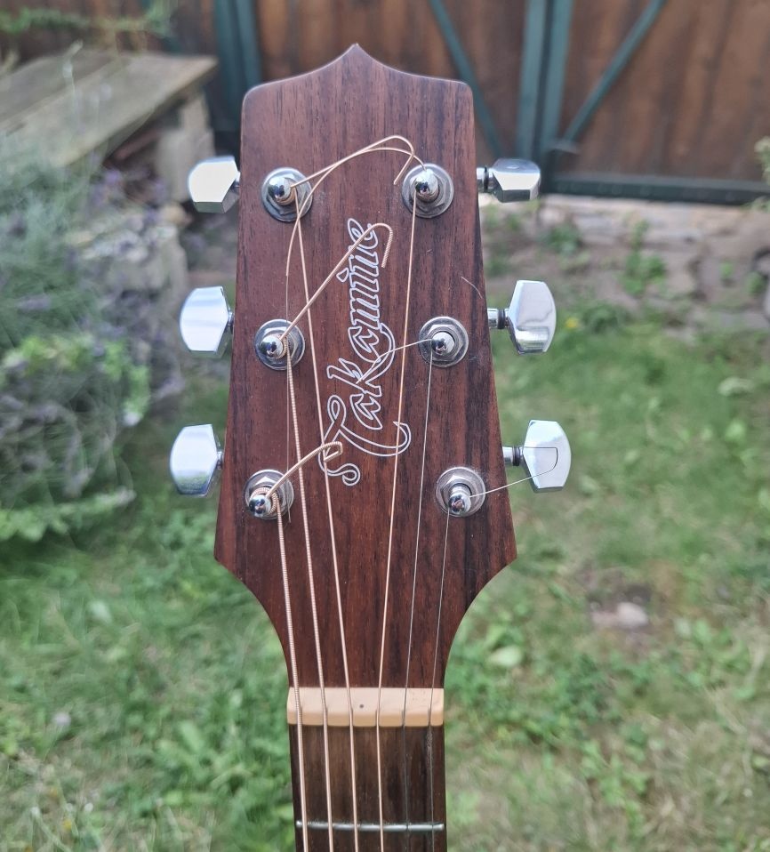 Takamine GN20CE-NS - 4