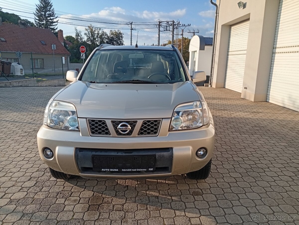 Nissan X-TRAIL 2,5 benzin - 4