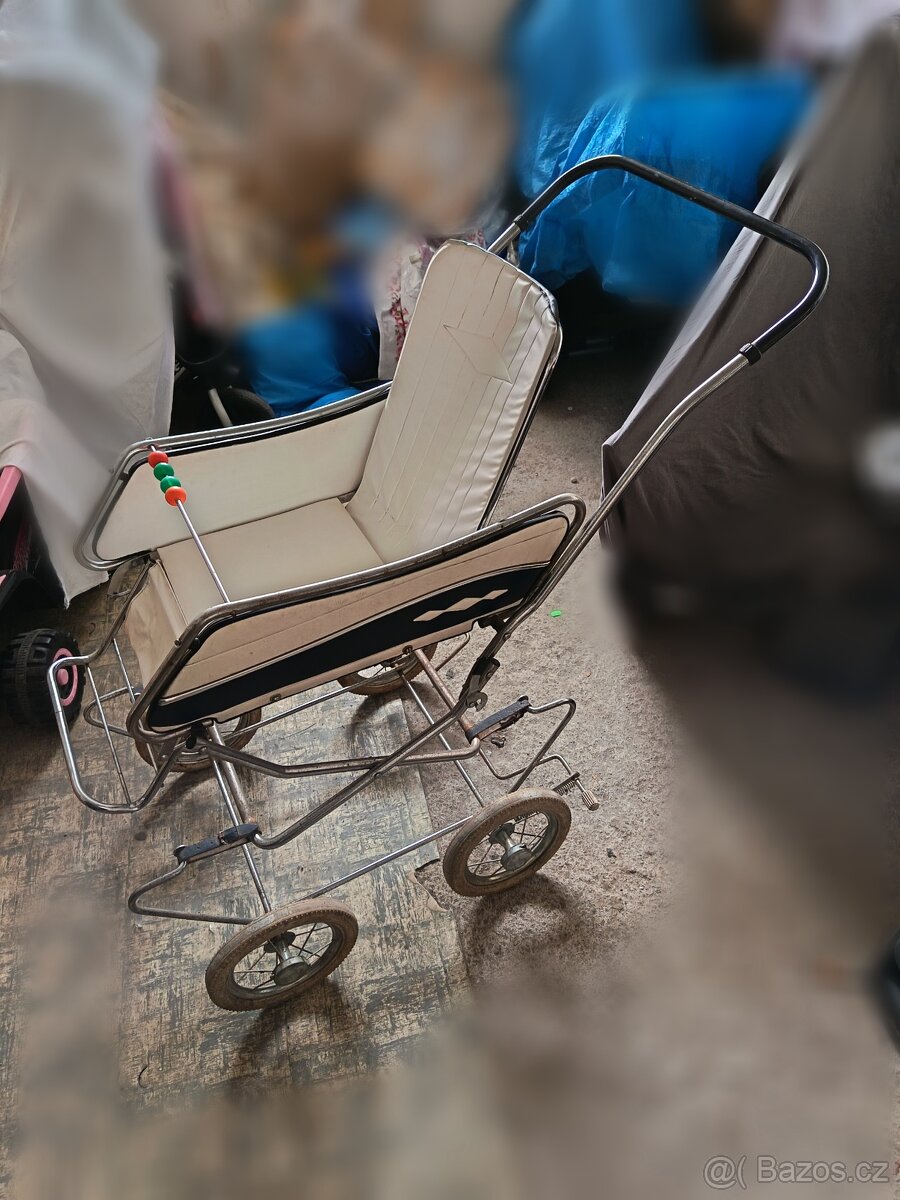 Retro kočárek na dítě - 4