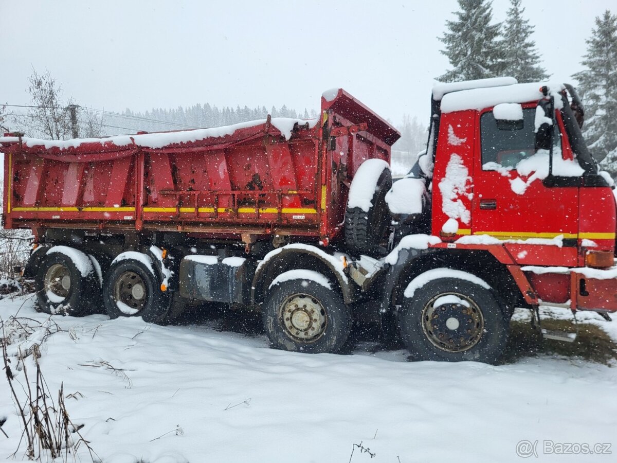 TATRA T815 8X8.2 - 4