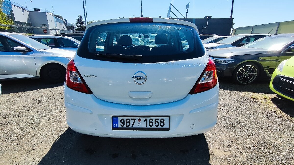 Opel Corsa, 1.2i klimatizace ČR - 4