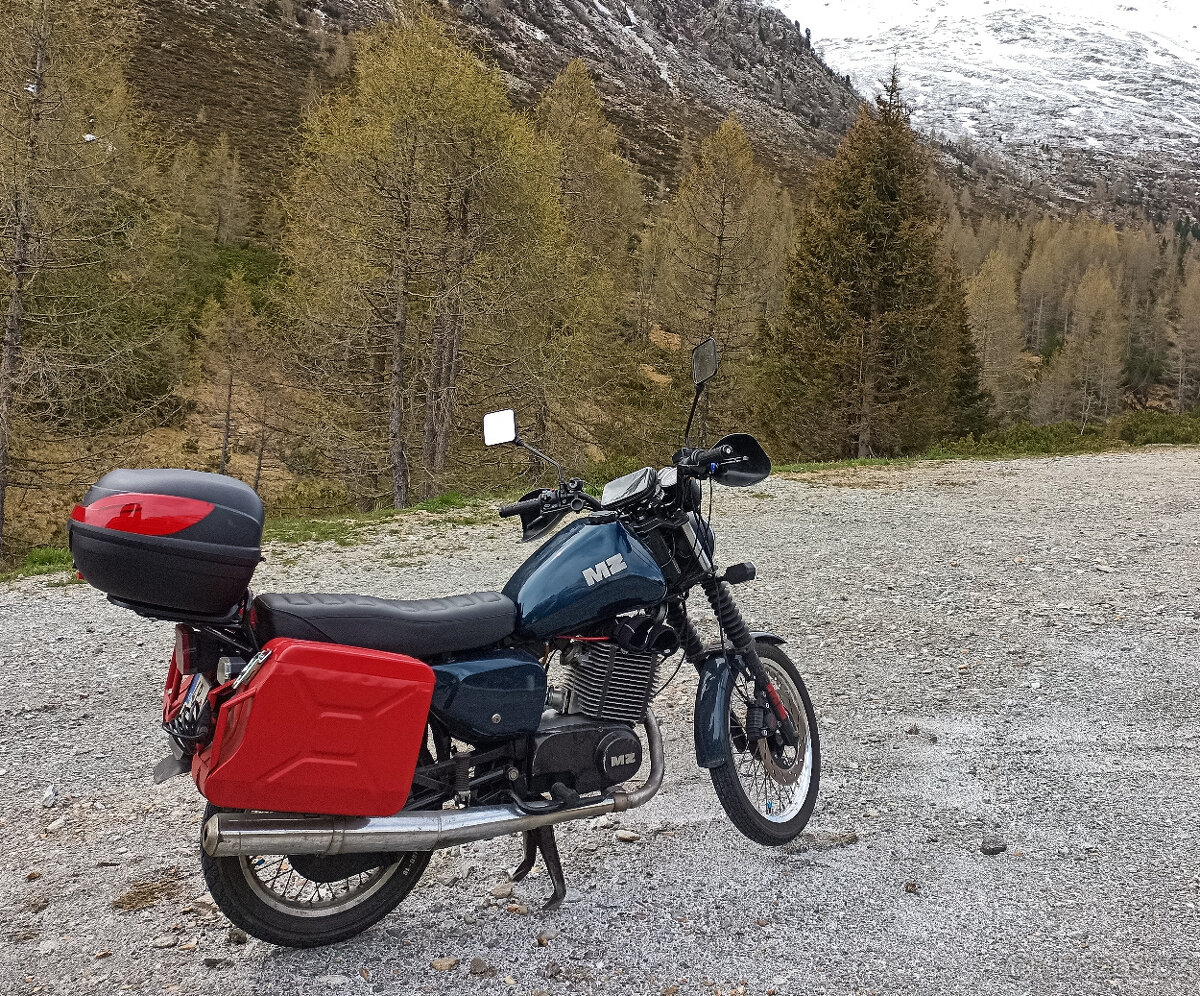 DÍLY z motocyklu MZ 251 ETZ - 4