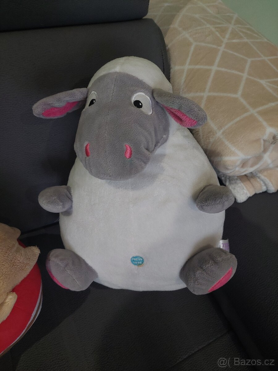 Plyšáky + polštář - 4