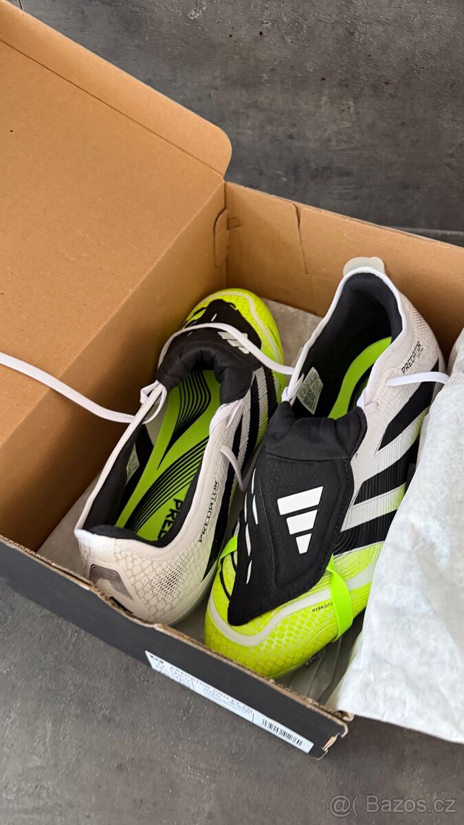 Adidas Predator PRO vel 45 1/3 - 4