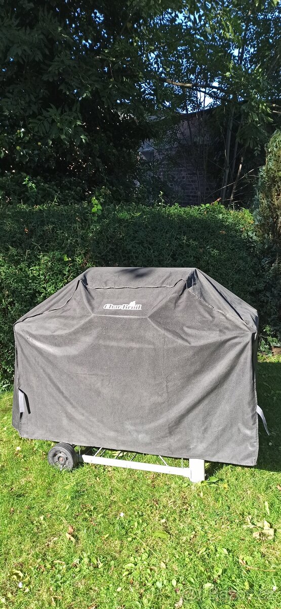 Zahradní grill Campingaz Adelaide 3 - 4