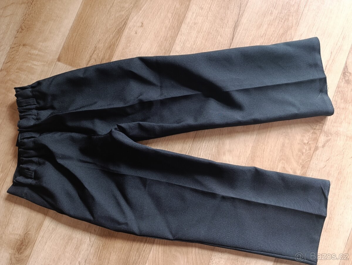 Chlapecké společenské kalhoty a vesta 104 - 4