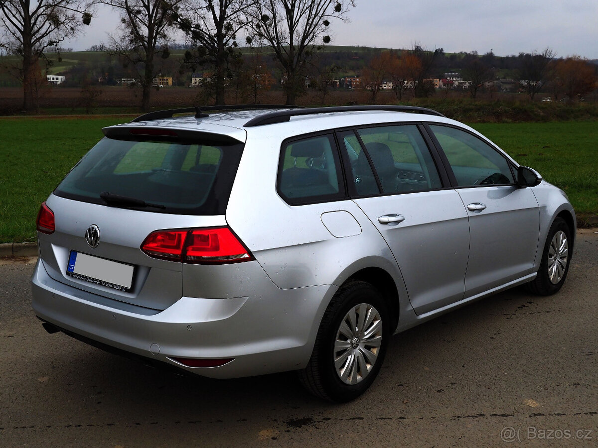 VW Golf 7 1,2 TSI ▪ Climatronic ▪ 2x PDC ▪ výhřev ▪ tempomat - 4