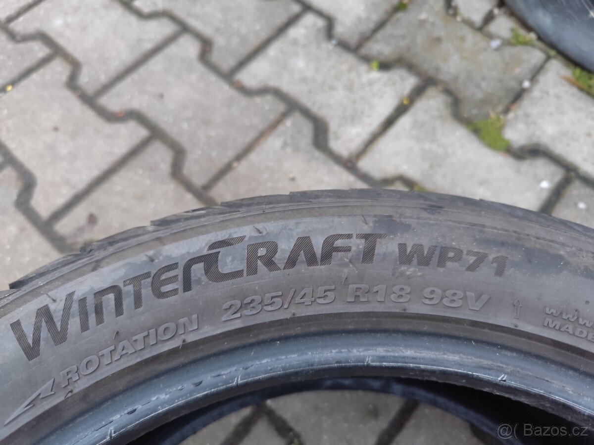 Zimní pneu 235/45/18 - 4