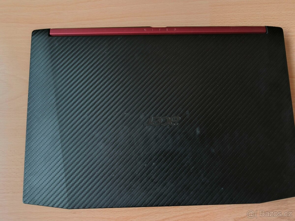 Acer Nitro AN515-42 - 4