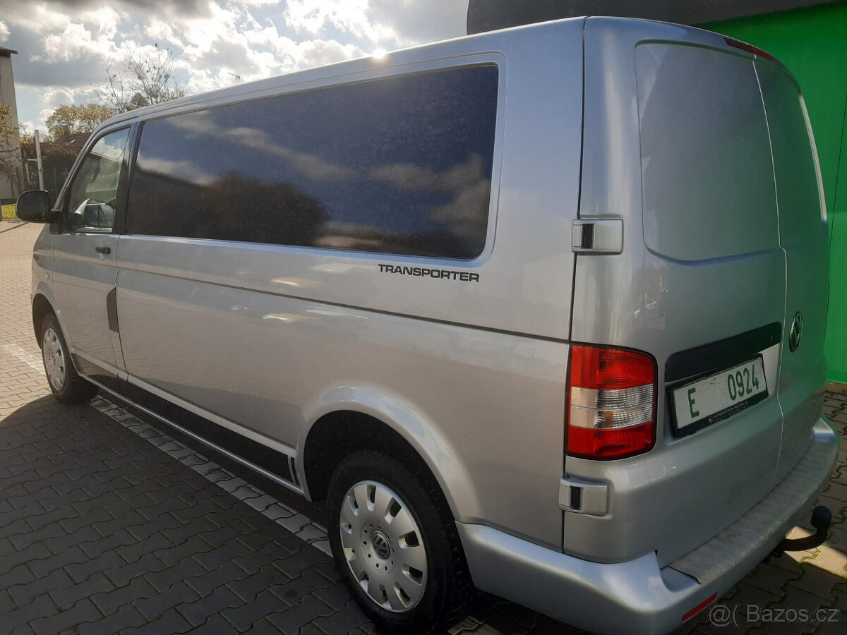 VW Transporter T5 facelift,2,0 103kw, r.v.2010, 3místo, long - 4