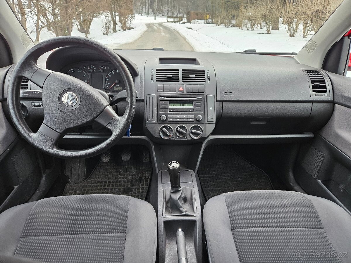 Volkswagen POLO - 4
