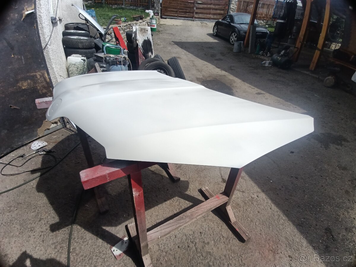 Škoda Octavia 3 kapota haupna - 4