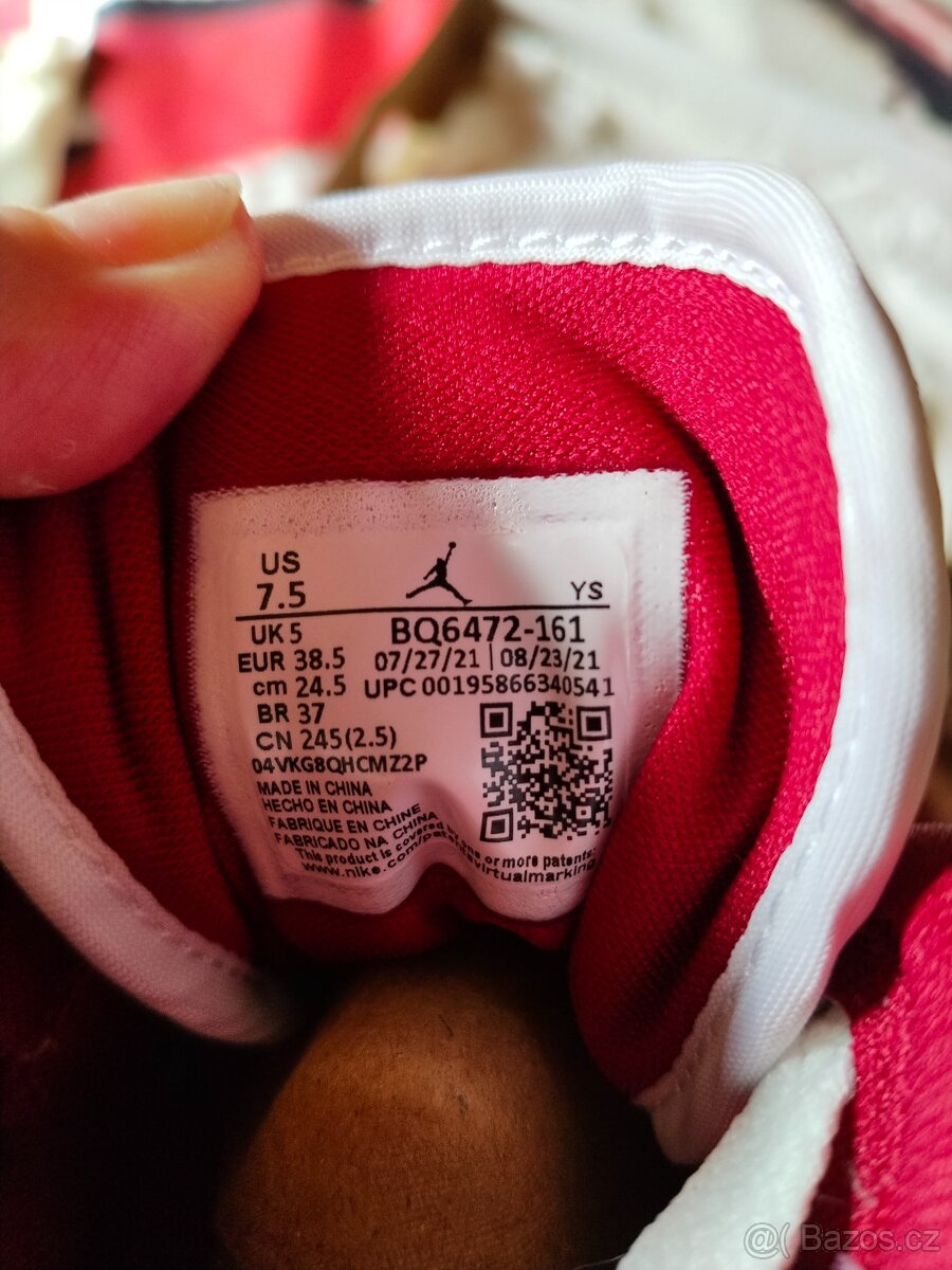 Air Jordan 1 Mid Reverse Chicago (W) - 4