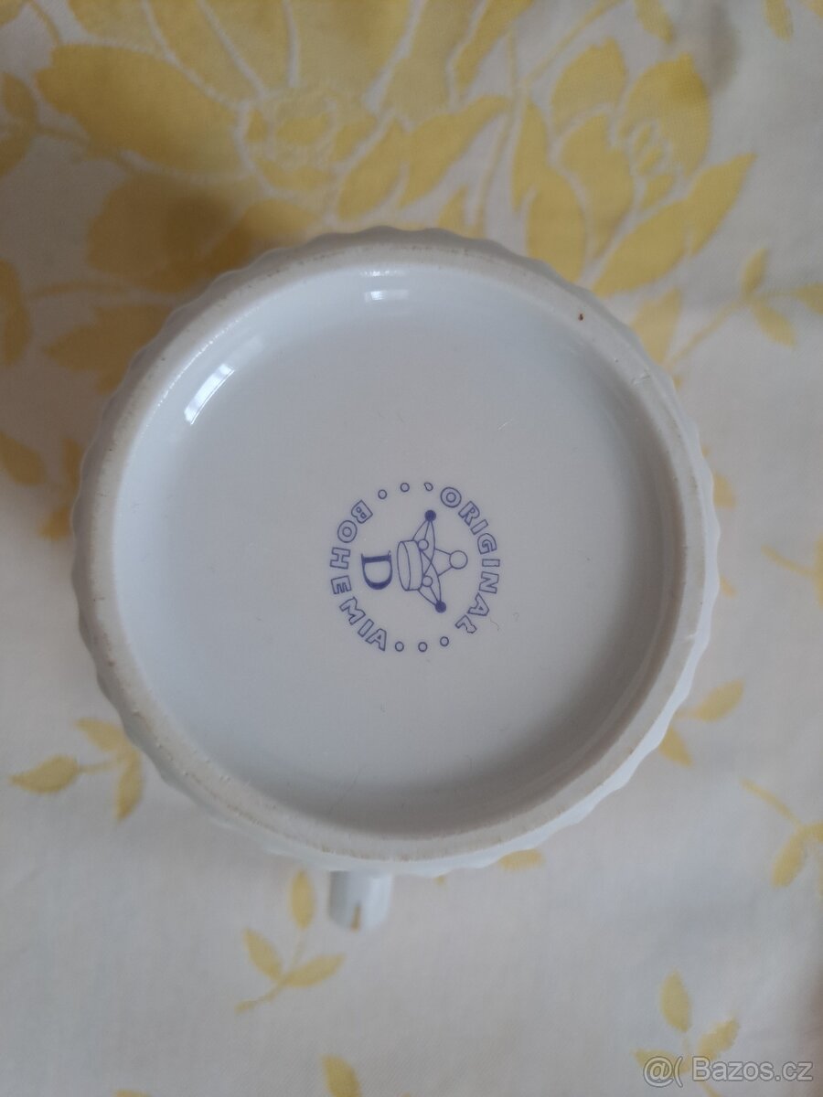 6 hrnečků s kytičkami - 4