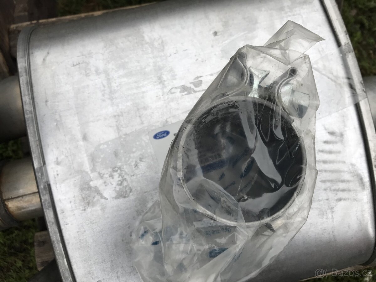 výfuk ford mustang levý - 4