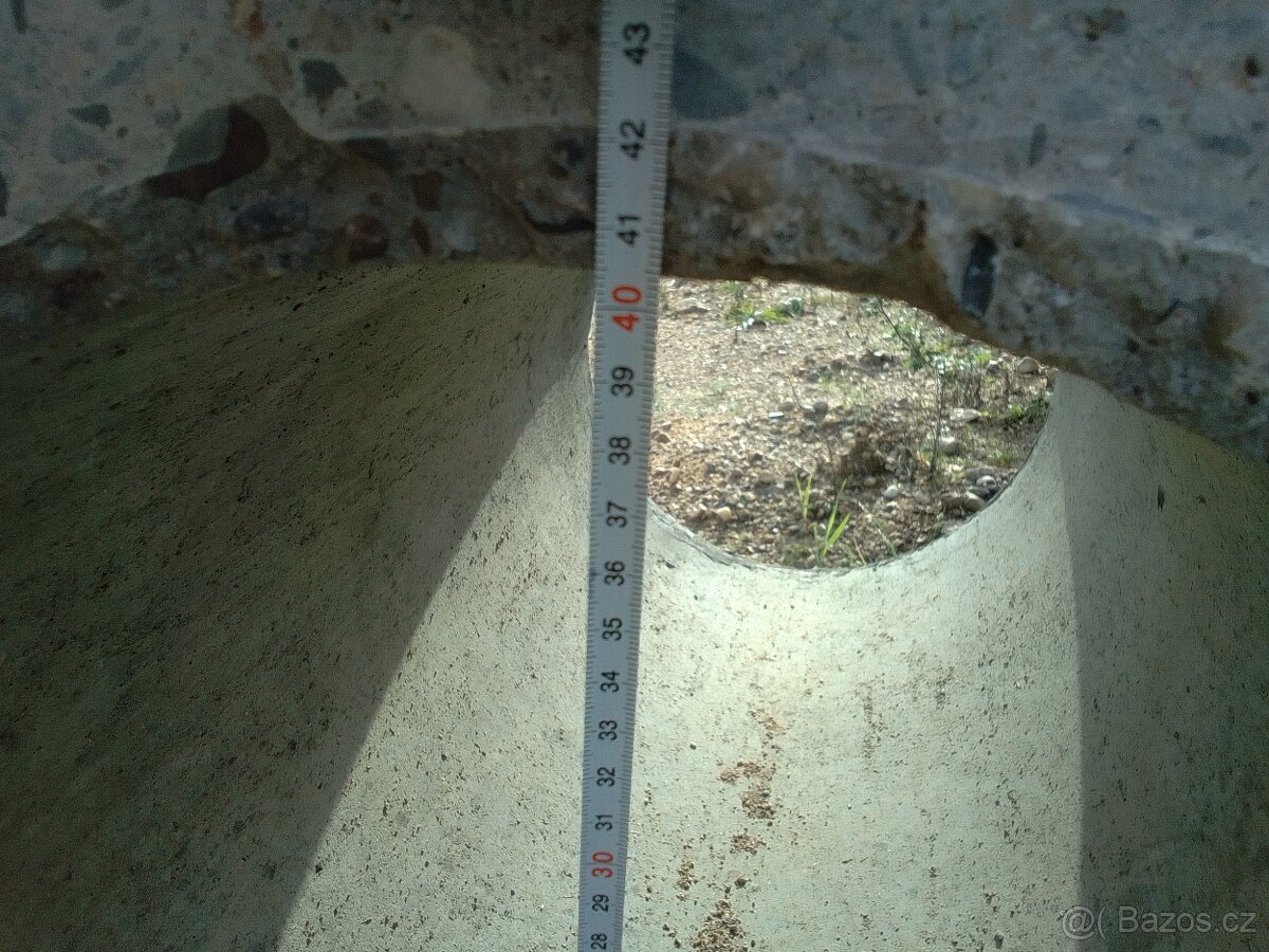 železobetonová roura s hrdlem - 4