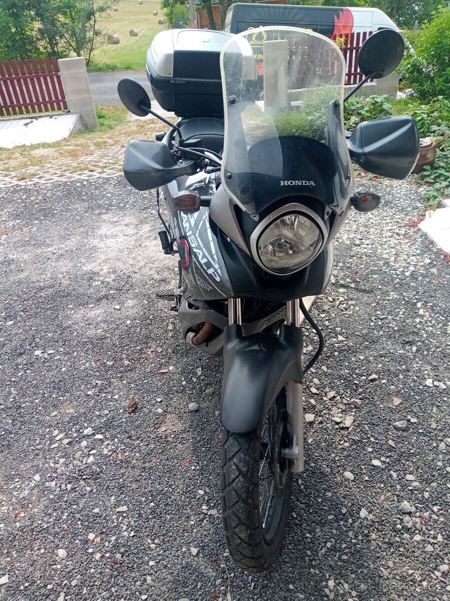 Honda transalp 700
