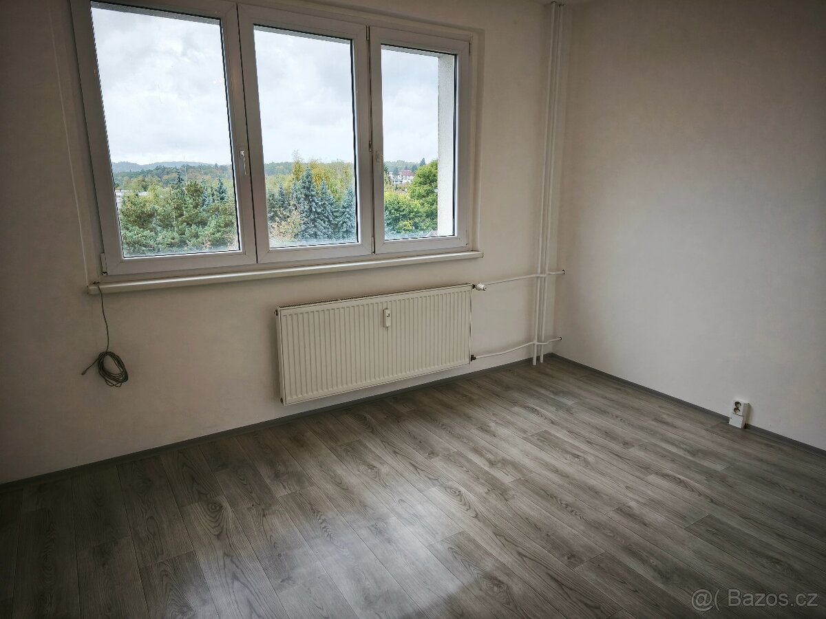 PRONAJATO 24.11. 20025 FIRMOU REALITY JOMRICH. - 4