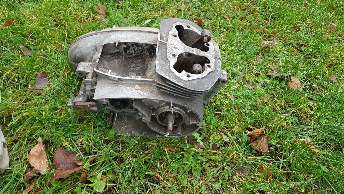 Jawa kyvacka, nahradni dily mix - 4