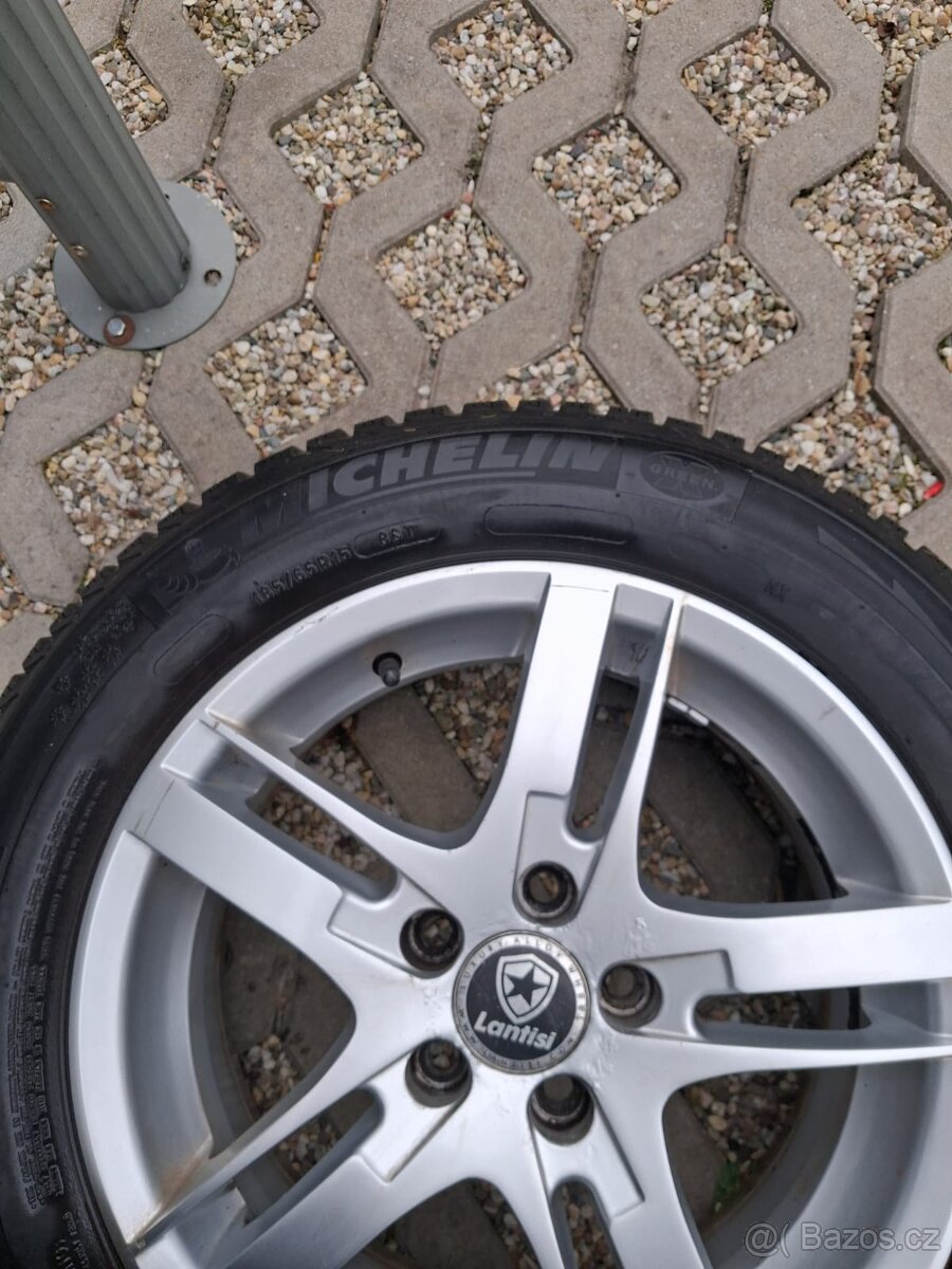 Alfa Romeo / zimní pneu /185/65/15 - 4
