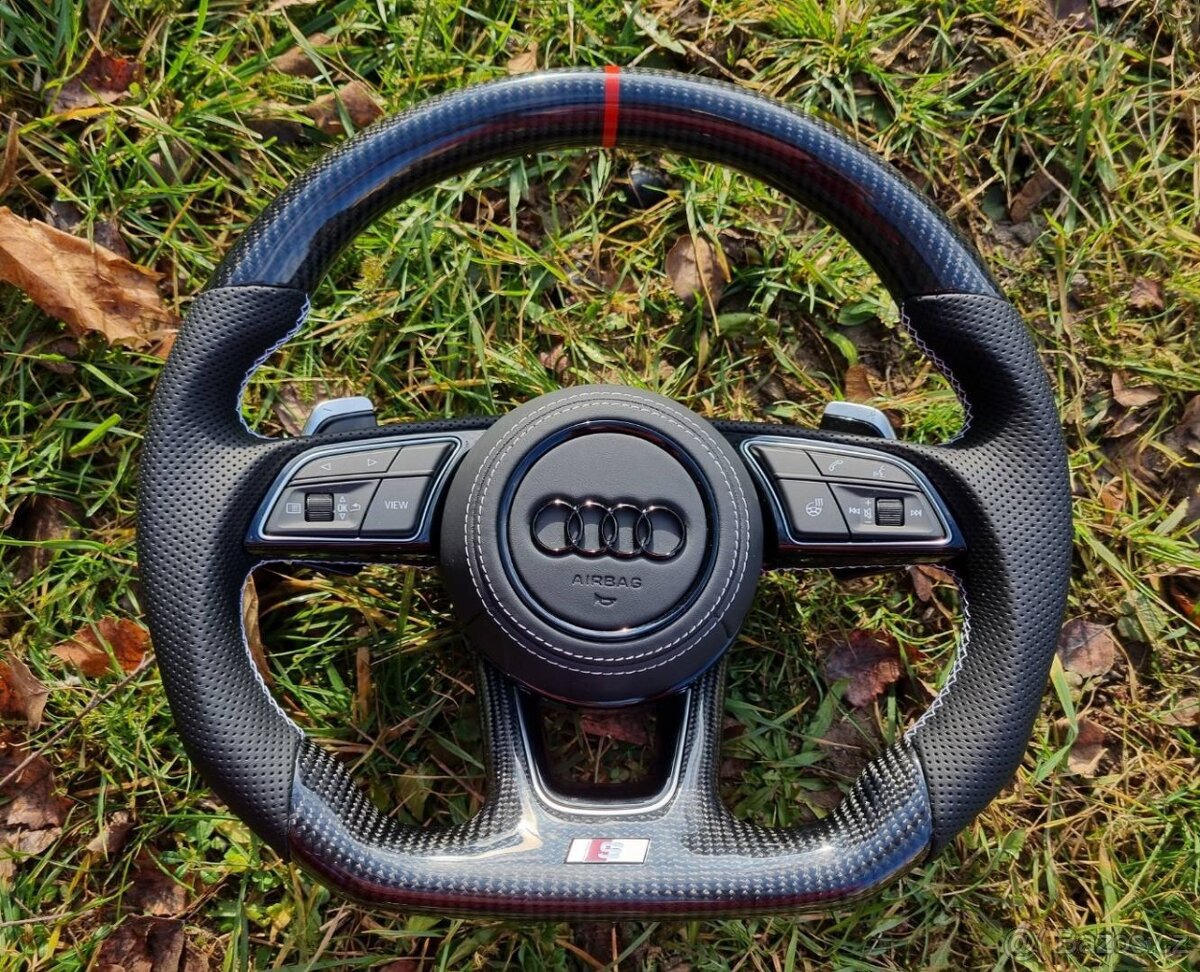 VYHRIEVANY VOLANT AUDI / KARBÓN SPORTOVY ZKOSENY - 4