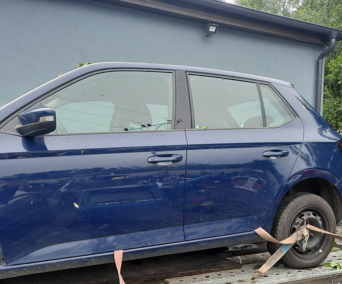 nd z škoda fabia 3 999mpi chy světle tmave modrá - 4