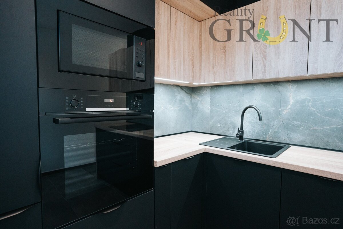 Pronájem bytu 2+1 56 m², Karviná - Hranice, ev.č. 00217 - 4