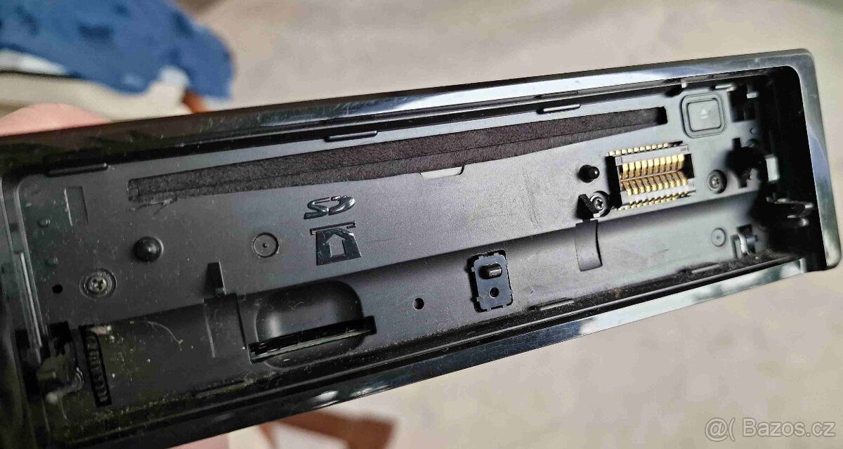 Pioneer DEH-7200SD - 4