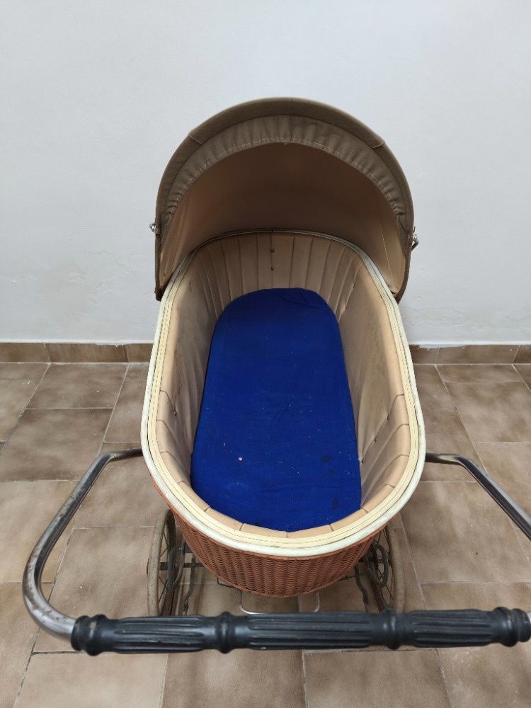 Retro kočárek košatina - 4