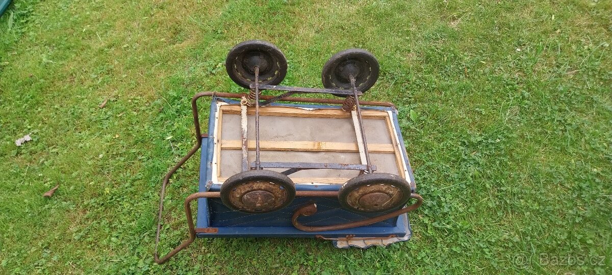 Starý kočárek - 4