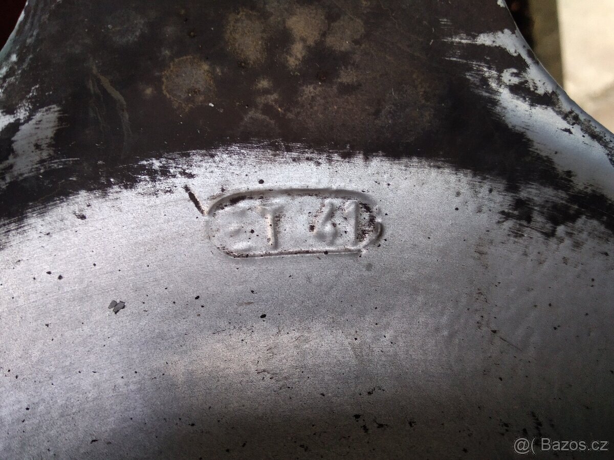 Prodám, 1 kus ,alu disk Mercedes 205/60 r15 ET 41 , rezerva - 4