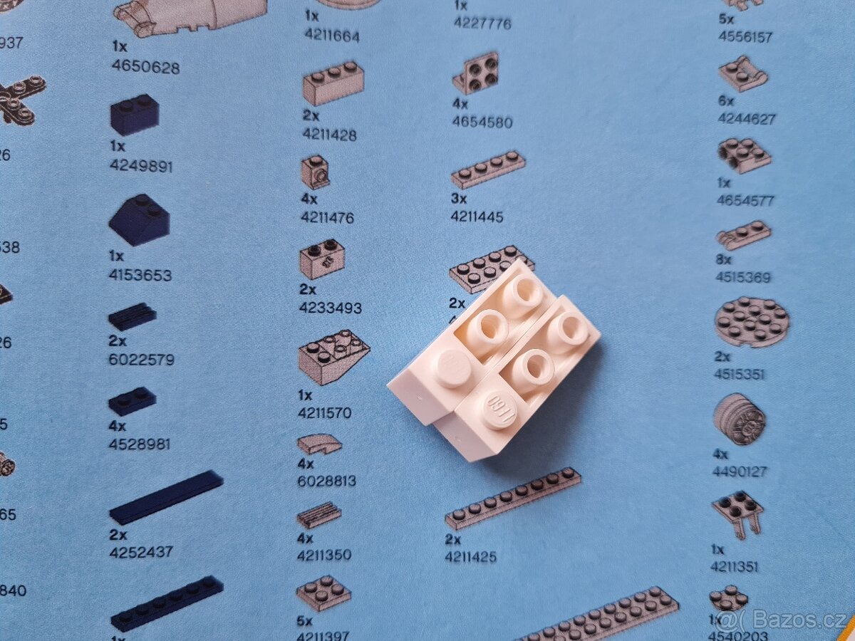 LEGO Creator 31023 - Žlutí jezdci - 4