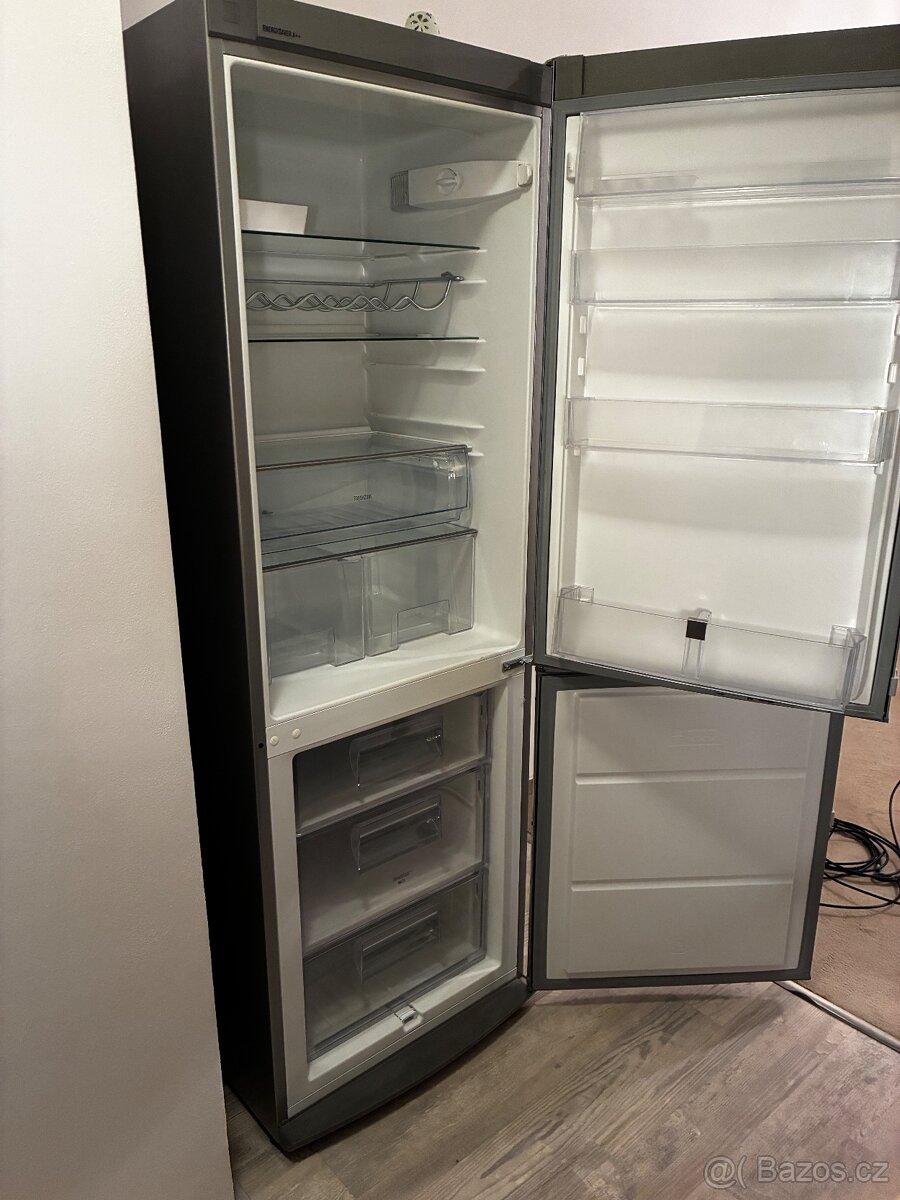 Lednice s mrazákem Electrolux - 4